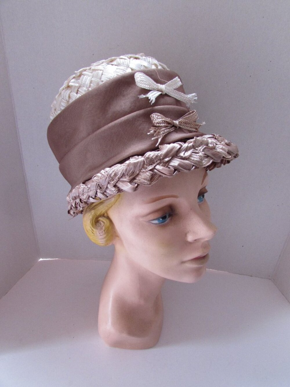 Vintage Cello Bucket Hat Neutral Tones